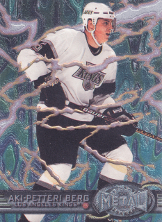 1996-97 Fleer Metal - Aki-Petteri Berg #72