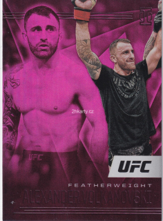 2021 Panini Chronicles UFC - Alexander Volkanovski - Illusions Pink