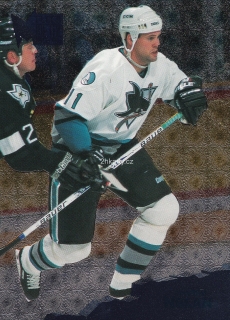 1995-96 Fleer Metal - Owen Nolan