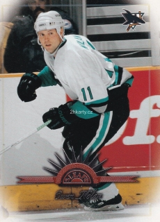 1997-98 Leaf - Owen Nolan