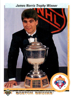 1990-91 UD Series - Ray Bourque - Award Winner #204