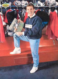 1992-93 UD Series - Denis Savard - UD Profiles #638