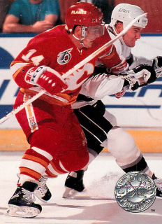 1991-92 Pro Set Platinum - Theoren Fleury #16