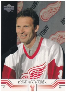 2001-02 UD Series 1 - Dominik Hašek #66